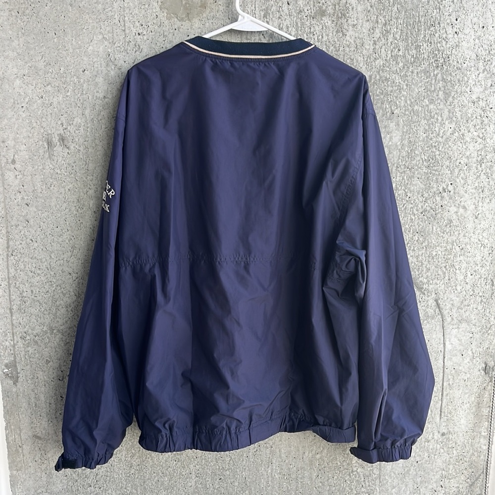 Cutter & Buck V-Neck Jacket - Picture 4 of 4